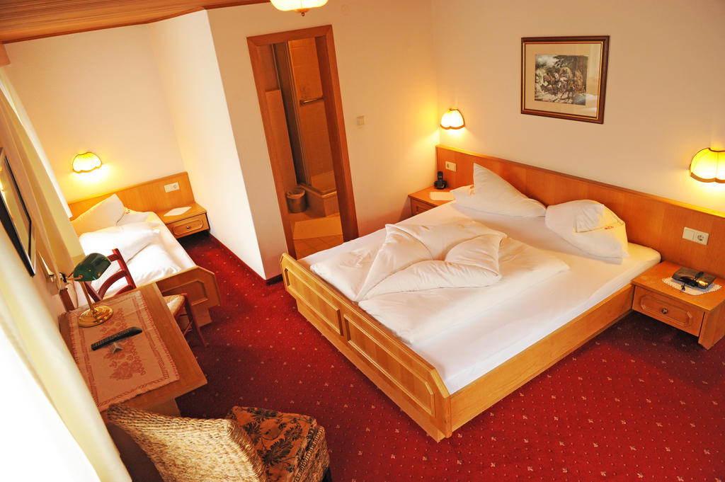 Pension Olympia Oetz Room photo